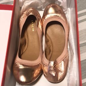 Coach Dalia Rose Gold Size 6 shoes